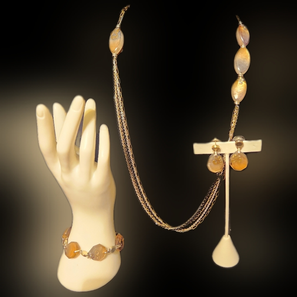 Brighton Retired 3 PC Jewlery set in a beautiful Amber color